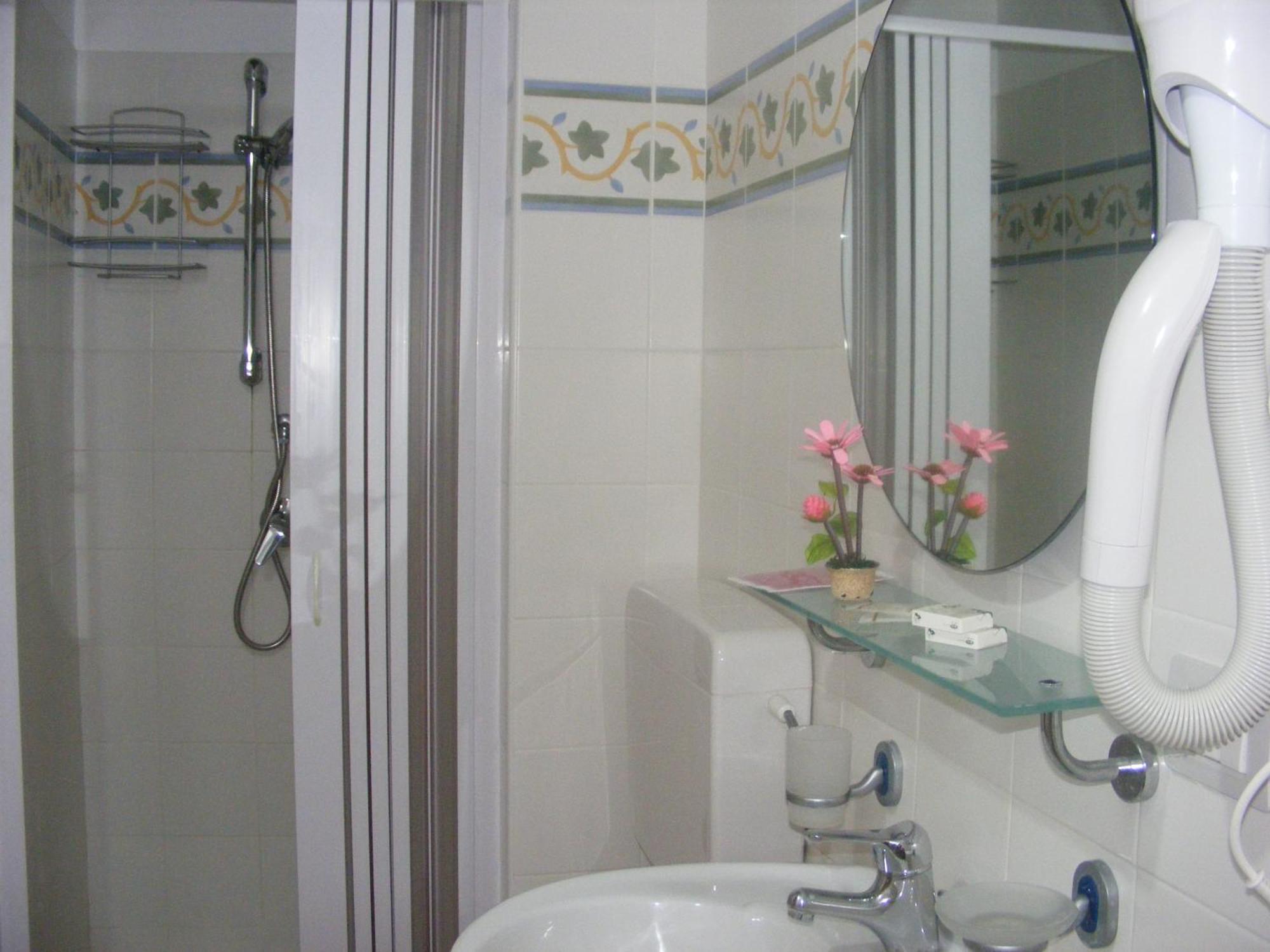 Casa Mafalda B&B Lipari  Exteriör bild